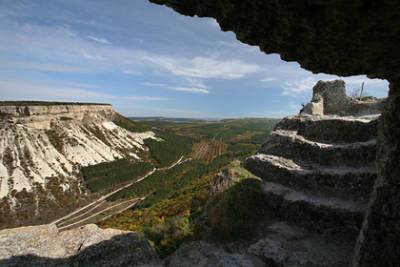 Максим Козлов - Спелеологи захотели сделать крымские пещеры безопаснее для туристов - lenta.ru - Крым