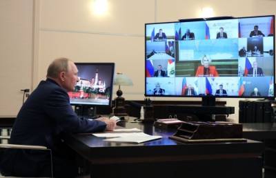 Владимир Путин - Путин призвал аграриев экспортировать не только продовольствие, но и технологии в АПК - interfax-russia.ru - Россия - Аграрии
