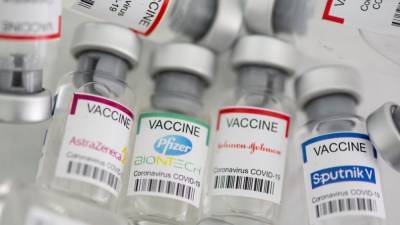 Британские СМИ: агенты РФ похитили данные о вакцине AstraZeneca - svoboda.org - Россия - Англия