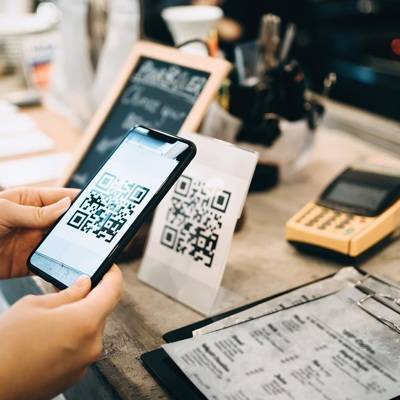 В Липецкой области вводят в тестовом режиме систему QR-кодов для заведений общепита - radiomayak.ru - Россия - респ. Татарстан - респ. Чувашия - Воронежская обл. - Ростовская обл. - Новгородская обл. - Липецкая обл.