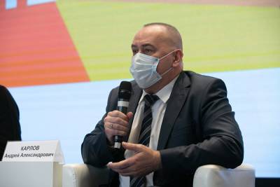 Андрей Карлов - В Свердловской области за год от коронавируса умерло более 80 медиков - znak.com - Свердловская обл.