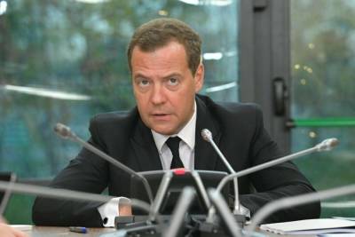 Владимир Зеленский - Дмитрий Медведев - Медведев заявил о необходимости дождаться нового руководства Украины - pintnews.ru - Россия - Украина