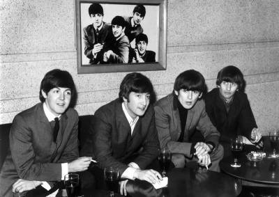 Джон Леннон - Пол Маккартни - Пол Маккартни объяснил, почему распались Beatles - tvc.ru - Англия