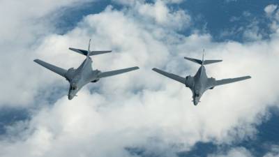 Американские бомбардировщики пролетели над Литвой у границ России - sharij.net - Россия - США - Англия - Германия - Литва - Twitter