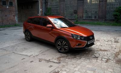 Lada Granta - Продажи автомобилей LADA на Украине увеличились в 4 раза - autostat.ru - Украина