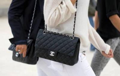 Chanel - Недоступная роскошь: модный Дом Chanel ввел лимит на покупку сумок - skuke.net