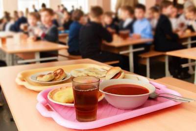 Обед по расписанию. Заглядываем в школьные столовые стран-соседей - grodnonews.by - Белоруссия