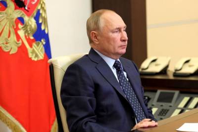 Владимир Путин - Дмитрий Песков - Путин не стал ревакцинироваться от коронавируса - mk.ru