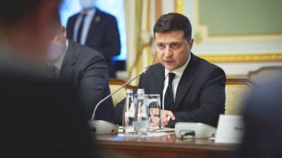 Владимир Зеленский - Шарль Мишель - Зеленский призвал ЕС предоставить Украине европейскую перспективу - iz.ru - Украина - Киев - Израиль - Ляйен