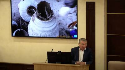 В Екатеринбурге изношены 70% опор освещения. Они начали гнить и падать - znak.com - Екатеринбург