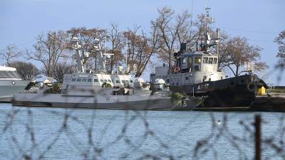 Украина намерена требовать от РФ компенсации за инцидент в Керченском проливе - iz.ru - Россия - Украина - Киев - Израиль - Гаага
