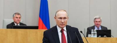 Владимир Путин - Путин попросил депутатов Госдумы разъяснять россиянам важность вакцинации от COVID-19 - runews24.ru - Россия