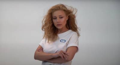 Тина Кароль - "Дыньки" что надо: Тина Кароль без капли стеснения запустила камеру прямо в декольте - формы просто загляденье - ukrainianwall.com - Украина