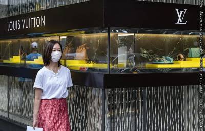 Louis Vuitton - Квартальная выручка LVMH взлетела на 20% - interfax.ru - Москва