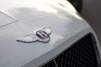 Блогер - Блогер на Bentley сбила ребенка на зебре в Москве - versia.ru - Москва
