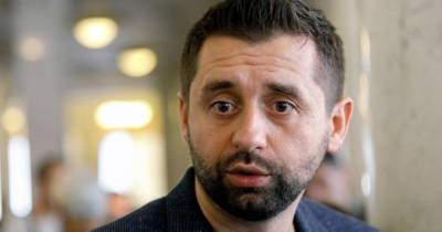 Давид Арахамия - Дмитрий Фирташ - СМИ выяснили, что Арахамия дважды летал в Вену самолетом из структур Фирташа (ВИДЕО) - dsnews.ua - Украина