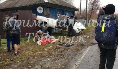 Пьяный водитель без прав врезался в забор: пострадала пассажирка - nashgorod.ru - Россия - Тюменская обл. - район Тобольский