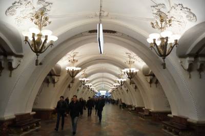 Максим Ликсутов - В московском метрополитене появились окна-дисплеи, практически не имеющие аналогов – Учительская газета - ug.ru - Москва - Россия - Пекин