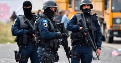 В Косове вспыхнули новые массовые беспорядки - ren.tv - Косово - Косове