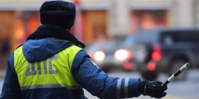 ГИБДД начнет отслеживать нарушителей в Москве с помощью мобильного приложения - ruposters.ru - Москва