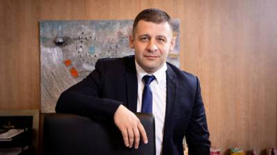Алексей Кушнир - Алекс Кушнир дал разъяснения по пенсионной реформе: "Моя мама тоже не накопила на пенсию" - vesty.co.il - Израиль - Тель-Авив