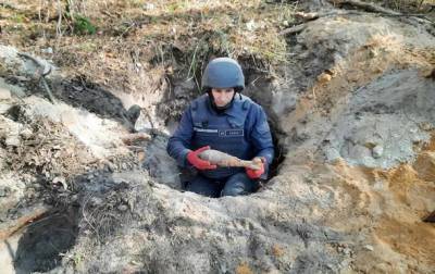 Пиротехники обезвредили 155 боеприпасов времен ВМВ - korrespondent.net - Украина - Харьковская обл.
