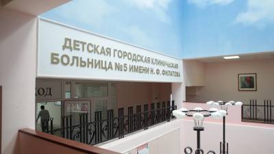 Главный детский инфекционный стационар Петербурга принял за неделю 83 ребенка с COVID-19 - inforeactor.ru - Санкт-Петербург