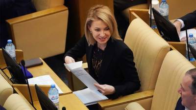 Владимир Путин - Наталья Поклонская - Поклонская пообещала делиться красотами Кабо-Верде в соцсетях - iz.ru - Россия - Израиль - Кабо Верде