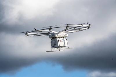 Массивный грузовой дрон Volocopter впервые испытали на публике - techno.bigmir.net - Германия