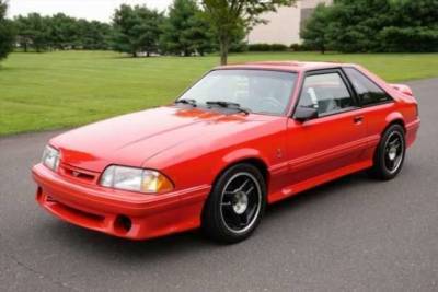 Ford Mustang - Этот старенький Ford Mustang стоит в пять раз дороже нового (31 фото + 5 видео) - skuke.net - США - county Ford