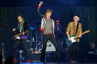 Мик Джаггер - The Rolling Stones отказались от суперхита из-за обвинений в расизме - lenta.ru - Англия