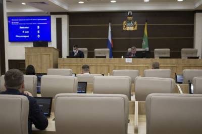 Треть жителей Екатеринбурга поставили прививку от COVID-19 - eburg.mk.ru - Екатеринбург - Свердловская обл.