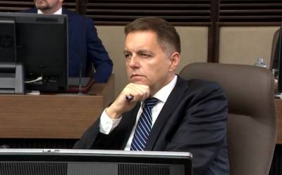 Зузана Чапутова - Обвиненный в коррупции глава Нацбанка Словакии останется на посту - trend.az - Словакия