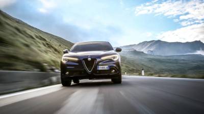 Alfa Romeo выпустит юбилейную версию кроссовера Stelvio - inforeactor.ru