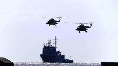 Украинский - Украинский корабль ВМФ спасают в Черном море - iz.ru - Украина - Израиль