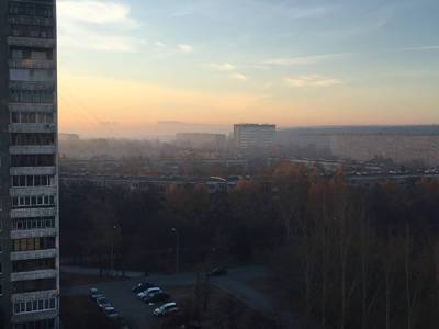 В "Кольцово" задержались восемь рейсов из-за смога от тлеющего торфяника - nakanune.ru - Екатеринбург - Тюмень