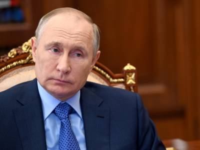 Владимир Путин - Валентина Матвиенко - «Но ведь форум для женщин»: пользователи соцсетей удивились визиту Путина в Петербург - rosbalt.ru - Россия - Санкт-Петербург