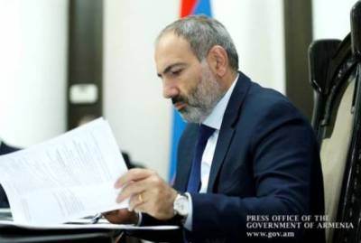 Никол Пашинян - Мгер Григорян - Армянские власти воодушевились кредитным рейтингом от авторитетной организации - eadaily.com
