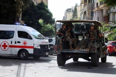 Армия Ливана стягивает бронетехнику к месту перестрелки в Бейруте - aif.ru - Ливан - Бейрут