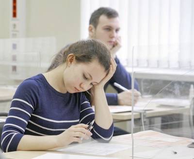 Анзор Музаев - Рособрнадзор соберет заявления о частоте проведения контрольных в школах - vm.ru - Россия