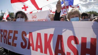 Михаил Саакашвили - В Тбилиси готовятся к митингу за освобождение Саакашвили - iz.ru - Израиль - Грузия - Тбилиси