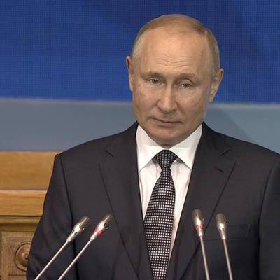 Владимир Путин - Женщины играют все более весомую роль в решении стоящих перед миром задач - radiomayak.ru - Россия - Санкт-Петербург