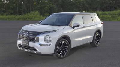 Названа дата премьеры гибридного кроссовера Mitsubishi Outlander - iz.ru - Израиль - Япония