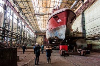 Потенциальный инвестор появился у Сретенского судостроительного завода - chita.ru
