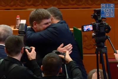 Рамзан Кадыров - Сергей Меликов - Рамзан Кадыров поздравил Сергея Меликова со вступлением в должность Главы Дагестана - mirmol.ru - респ. Дагестан - респ. Чечня