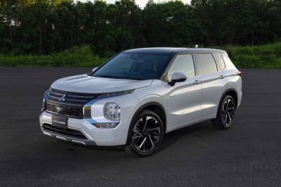 Mitsubishi показала гибридный Outlander нового поколения - autostat.ru - Япония