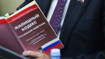 Сергей Жорин - Брат ты мне или не брат: Жорин объяснил, когда один из родственников не является членом семьи в жилищных спорах - 5-tv.ru - Россия