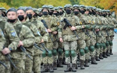 В Луганской области впервые за 30 лет прошел военный парад - korrespondent.net - Украина - Луганская обл. - Северодонецк