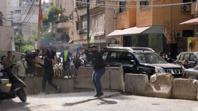 В ходе вооруженных столкновений в Бейруте погибли по меньшей мере шесть человек и несколько десятков получили ранения - unn.com.ua - Украина - Киев - Ливан - Бейрут