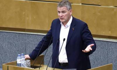 Алексей Куринный - Депутаты от «ЕР» не поддержали предложение КПРФ провести расследование по факту пыток в колониях - og.ru - Россия